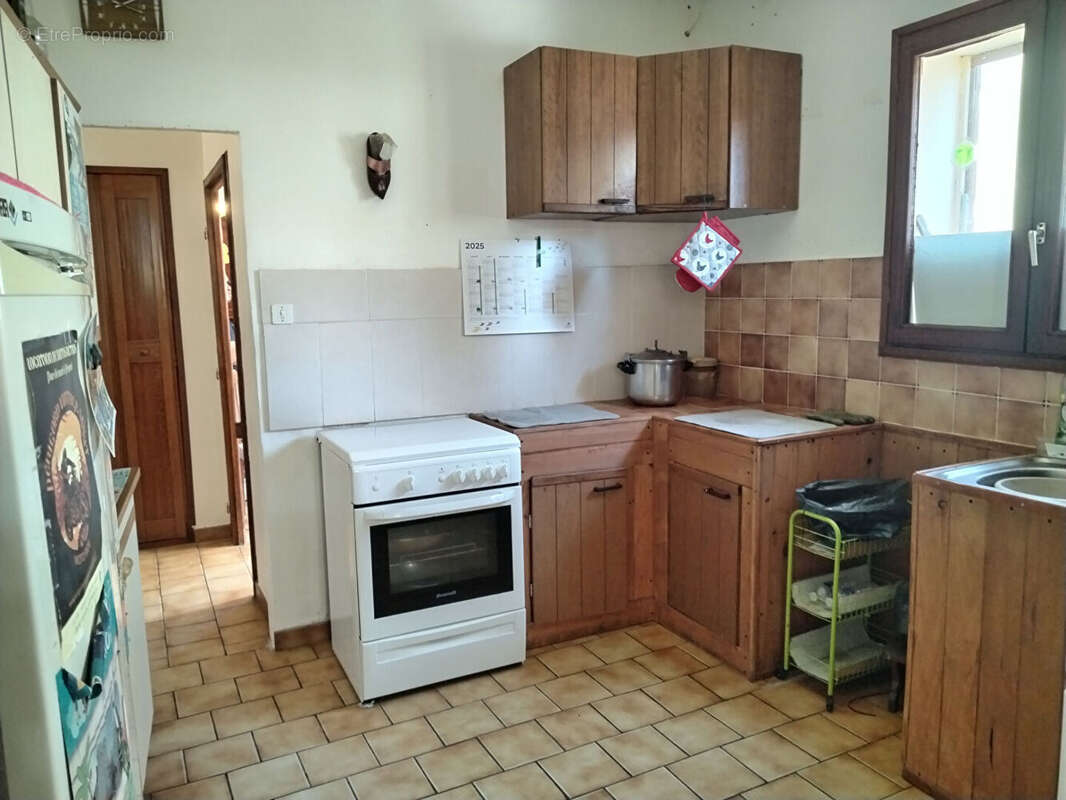 Maison de ville centre montpon menesterol - photo 5