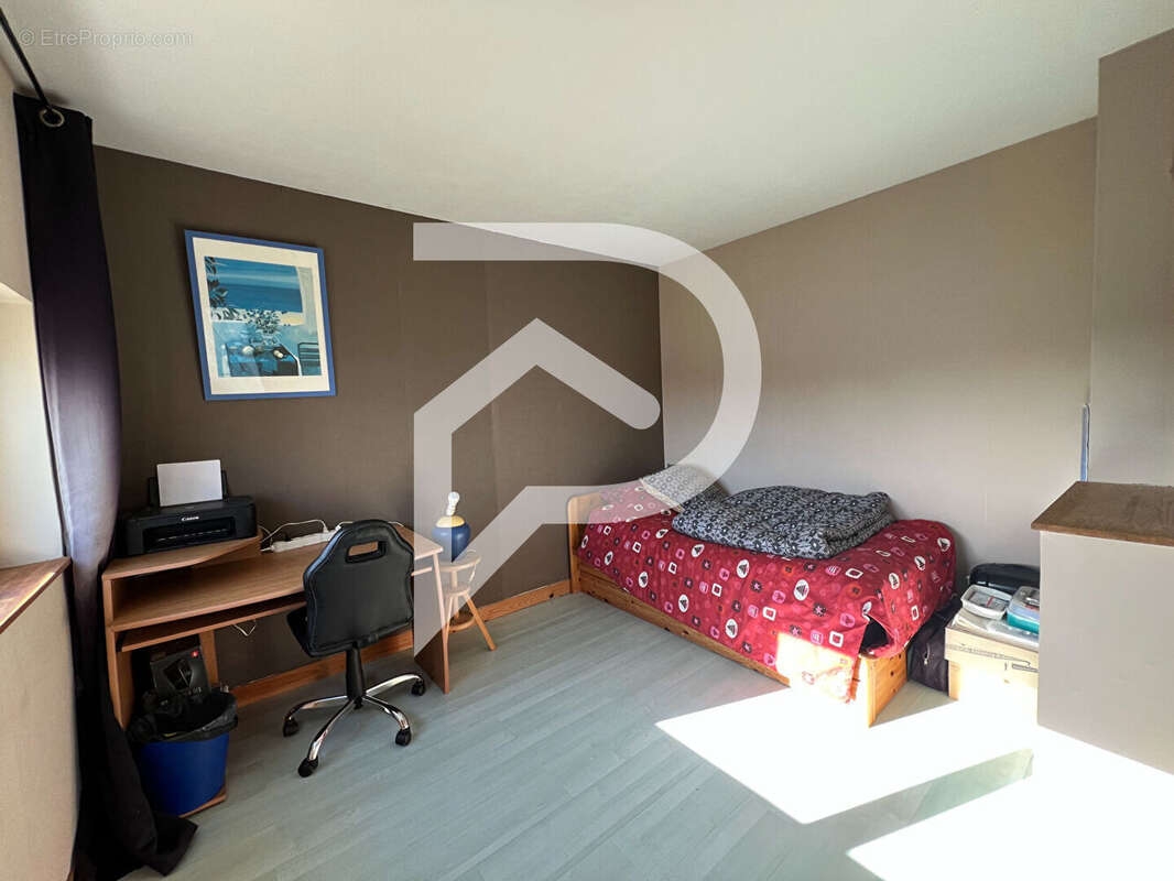 Appartement à COIGNIERES