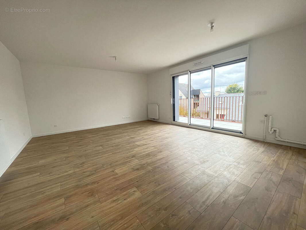 Appartement à LA MEZIERE