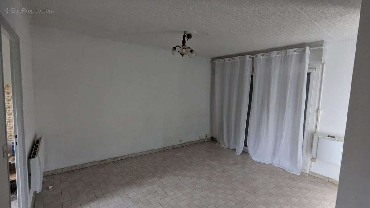 Appartement à CHENOVE