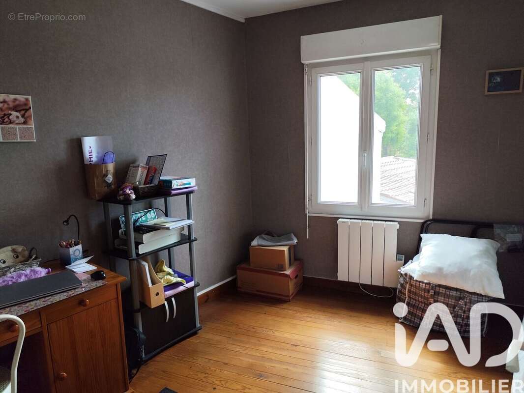 Maison 110 m² à Lagord  - photo 7
