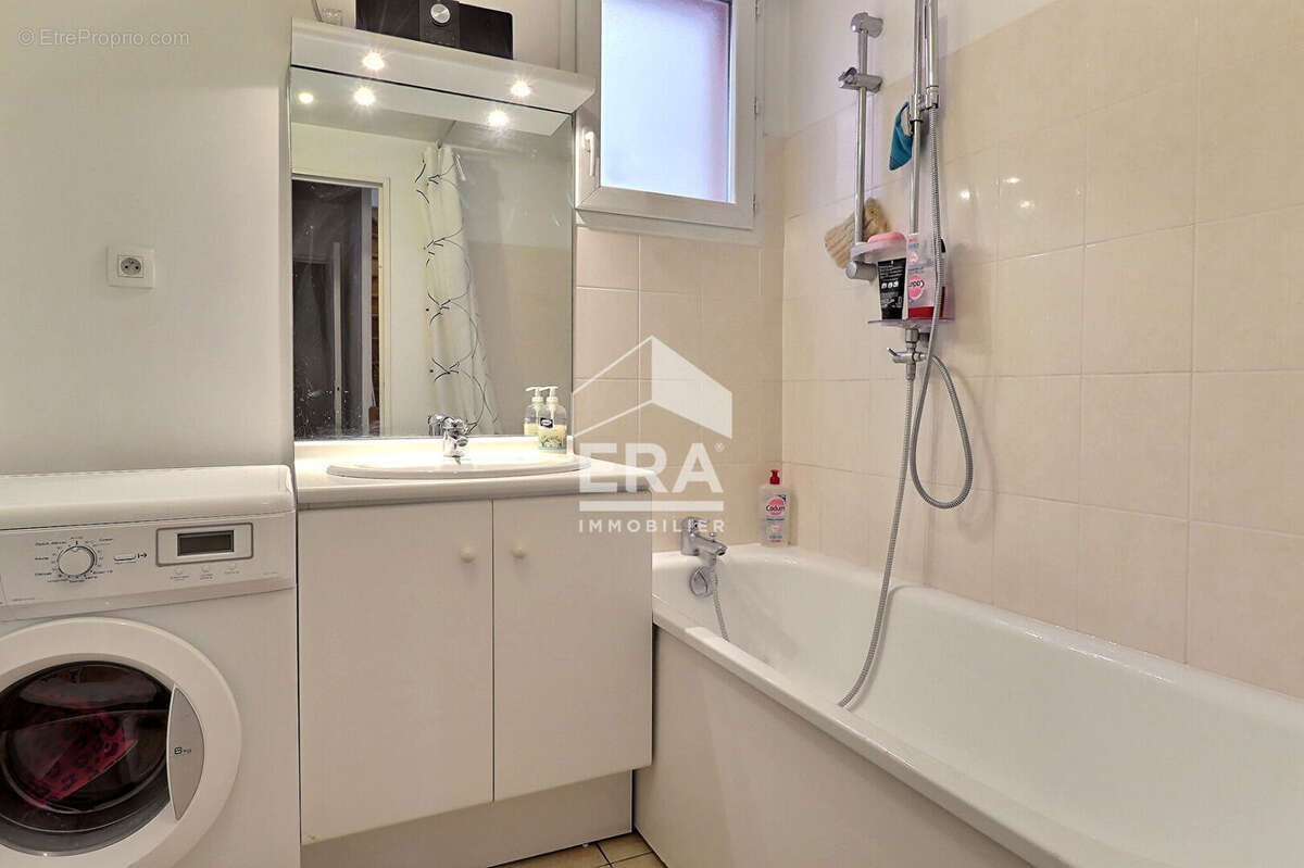 Appartement à SAINT-DENIS