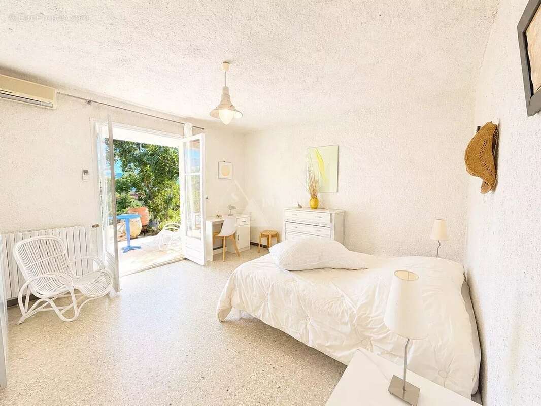 Villa d’exception avec grande piscine et vue panoramique mer – cargese - photo 12