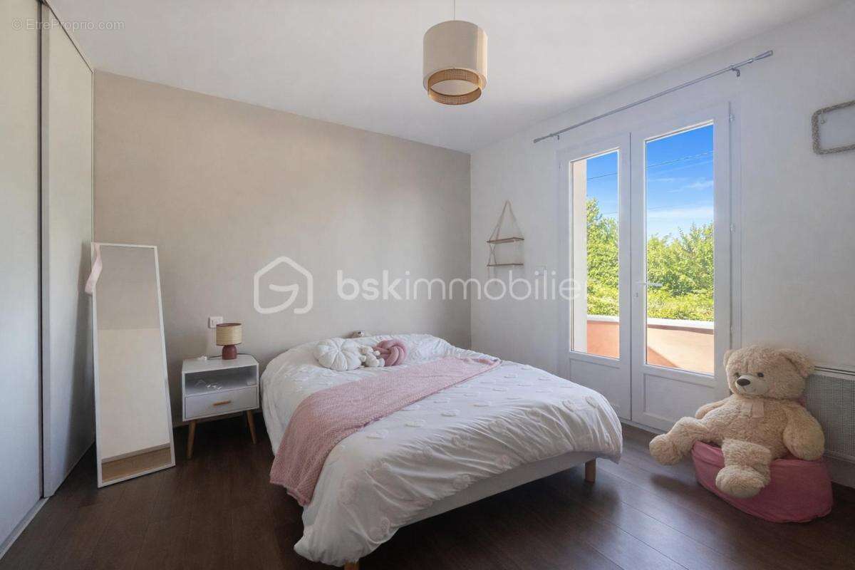 Maison à SAINT-JULIEN-SUR-VEYLE