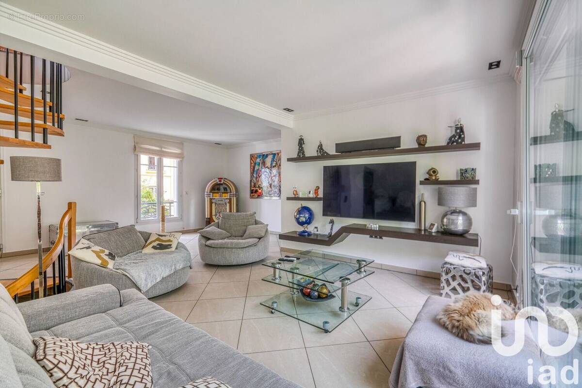 Photo 1 - Maison à MONTREUIL