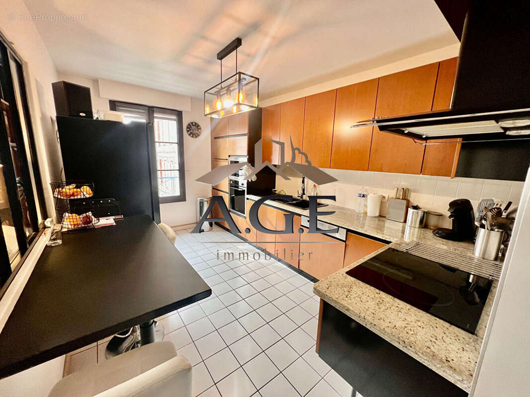 Appartement à EPERNON