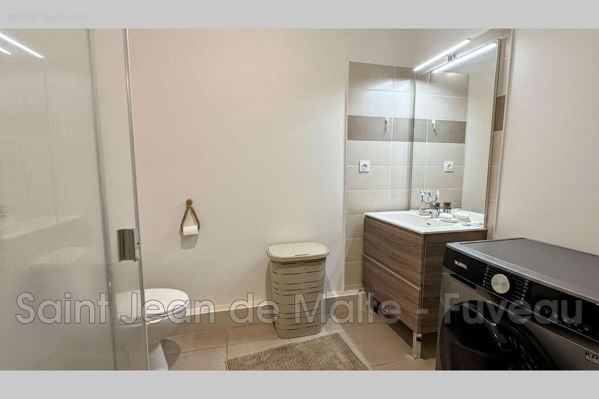 Appartement à ROUSSET