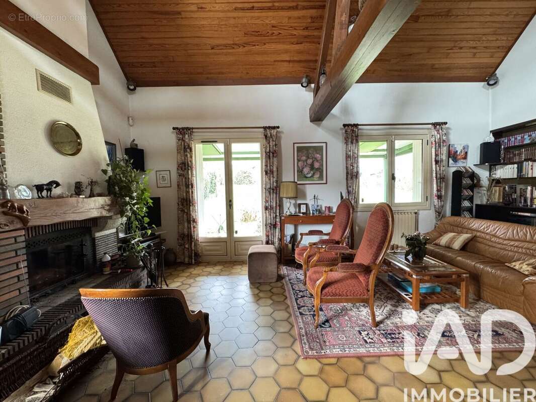 Maison 143 m² à Montlucon  - photo 7