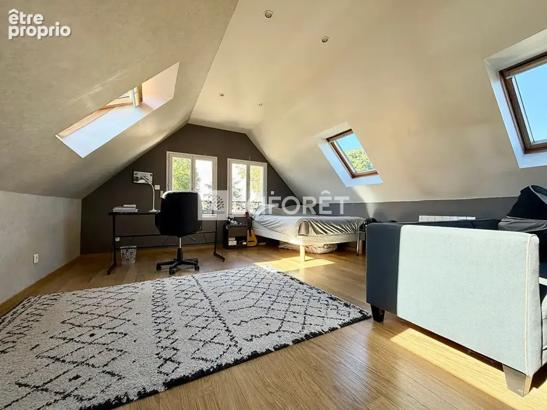 Maison La Neuville En Hez 7 pièce(s) 157 m2 - photo 12