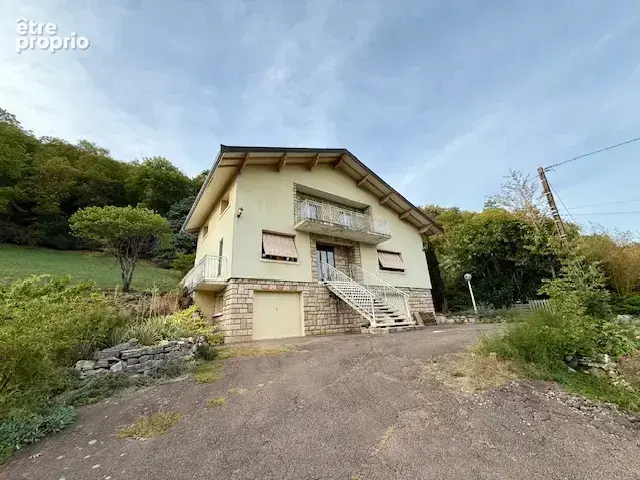 Maison familiale des années 70 avec sous-sol complet et beau potentiel - photo 18