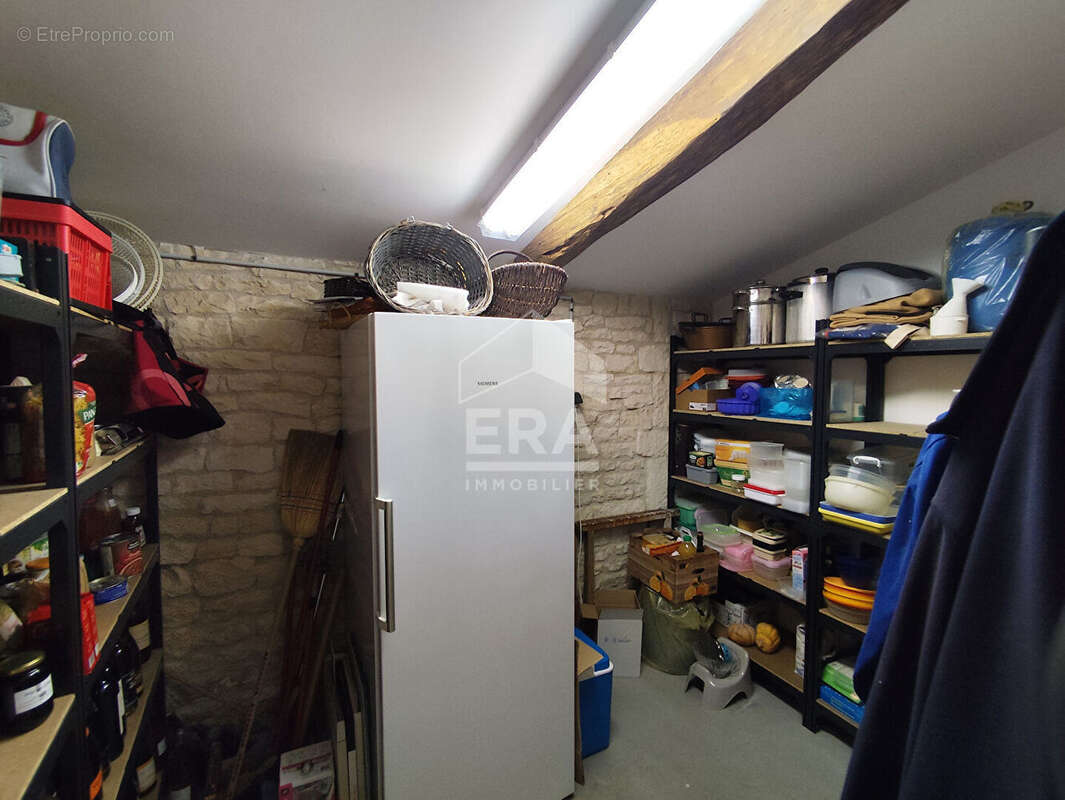 Maison 249 m² à Poursac  - photo 6