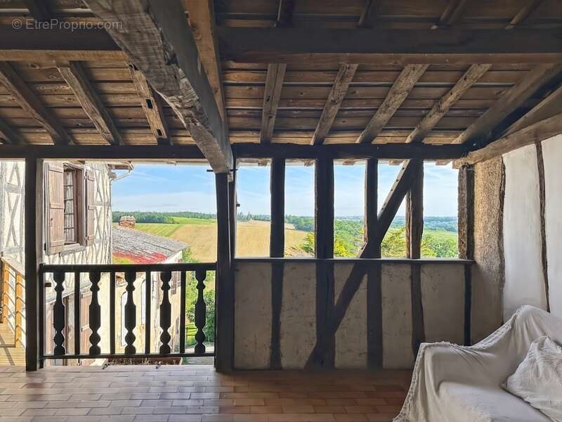 Maison à BASSOUES
