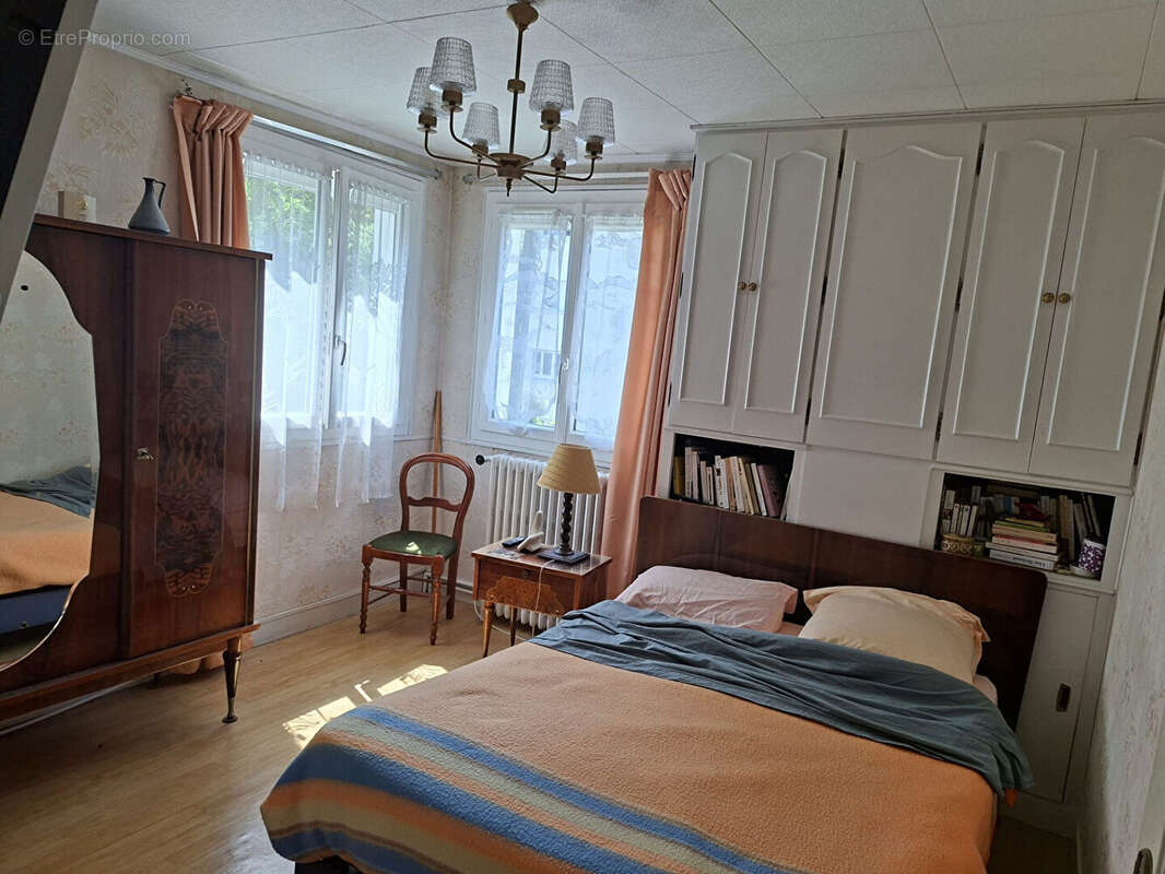 Maison à ETAMPES