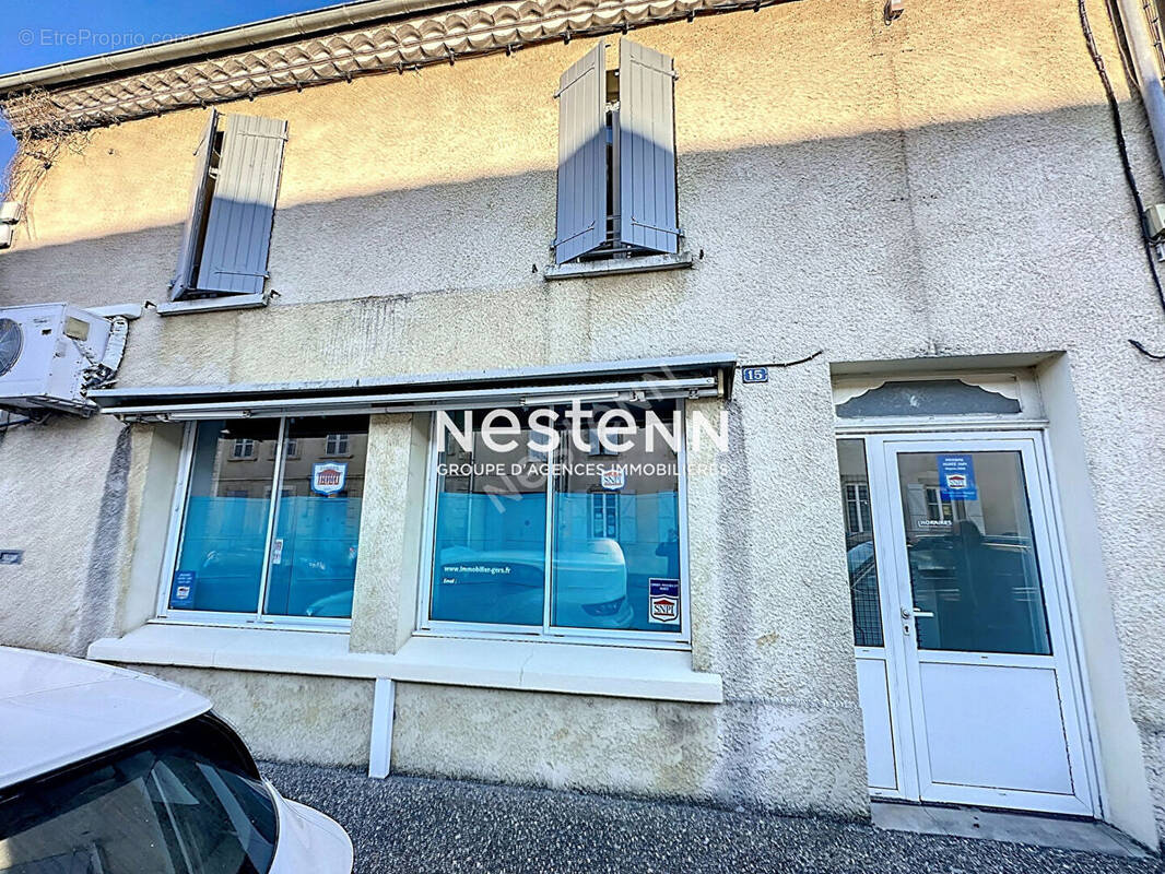 Appartement à SEISSAN
