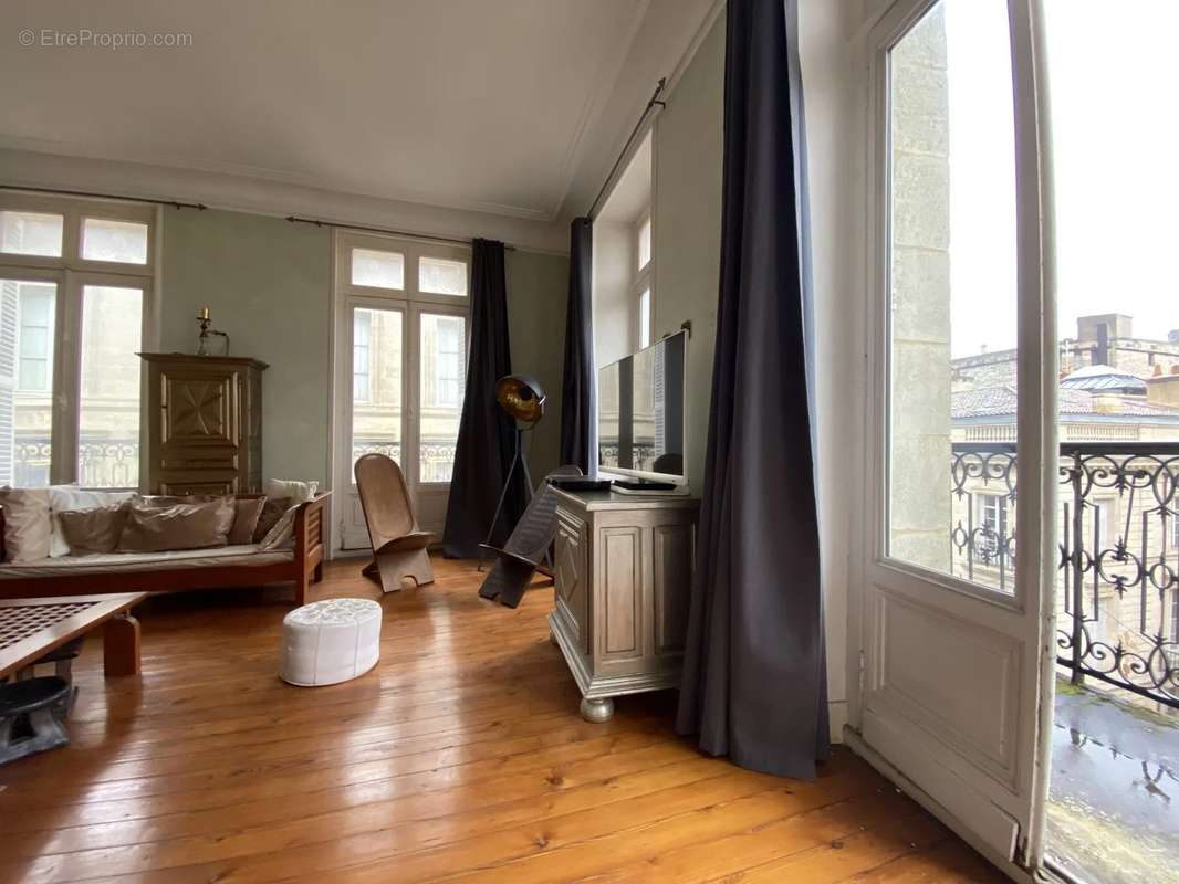 Appartement à BORDEAUX