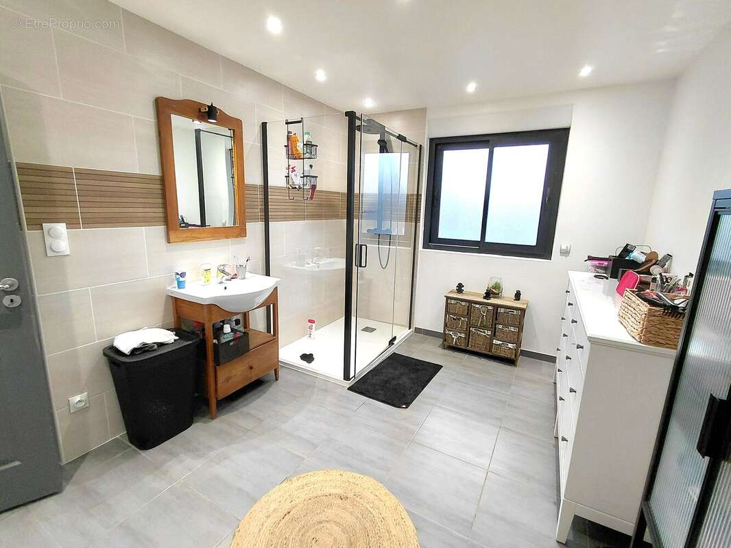 t6 - Maison à PENDE