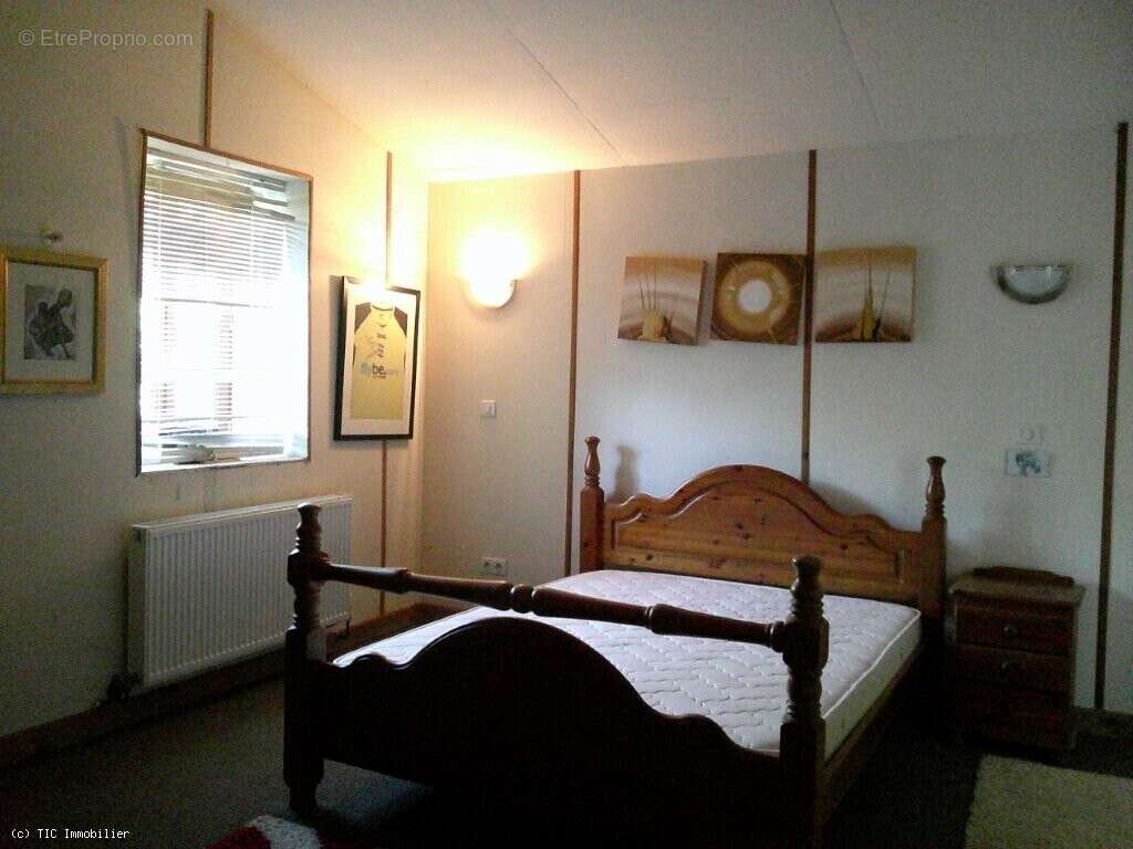 Grange Rénovée : Comprenant 4 Chambres et Terrain de 4382m² - photo 19