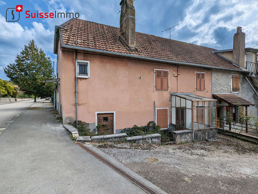 Maison à BAUME-LES-DAMES