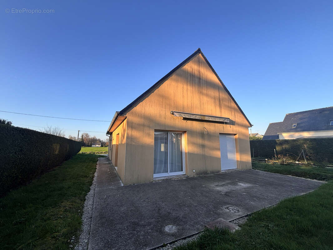 Maison à BRUSVILY