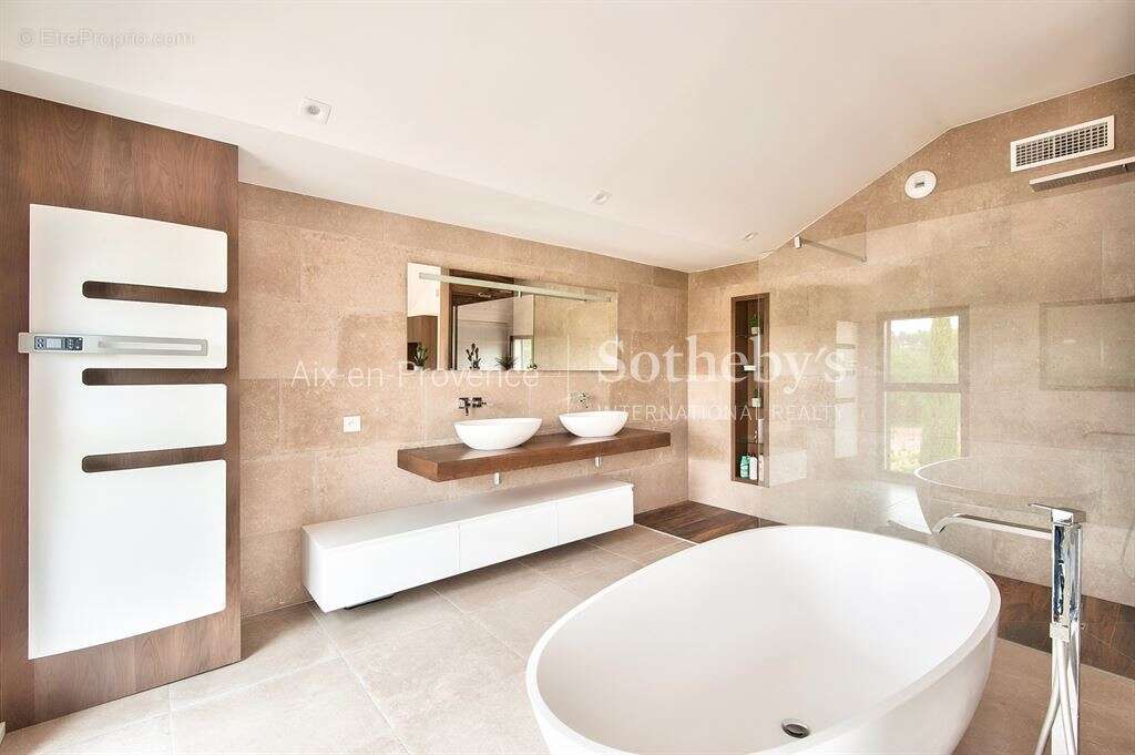 Maison à AIX-EN-PROVENCE