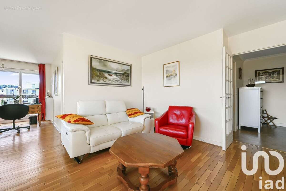Photo 3 - Appartement à RUEIL-MALMAISON