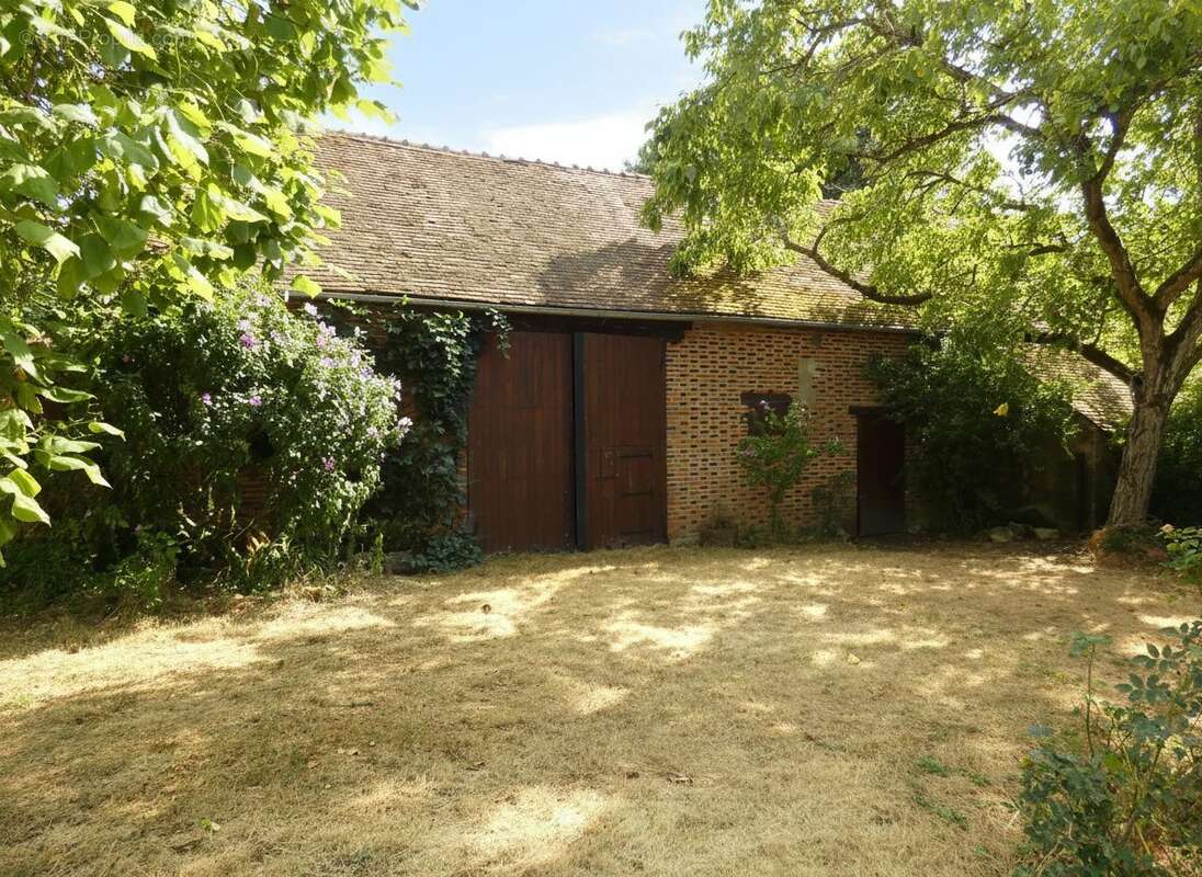 Maison 153 m² à Ouvrouer-Les-Champs  - photo 6