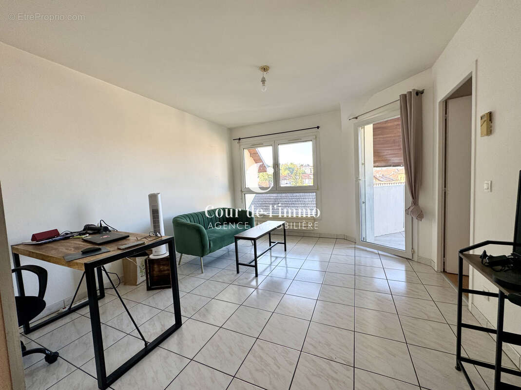 Appartement de type 2 à CRUSEILLES - photo 3