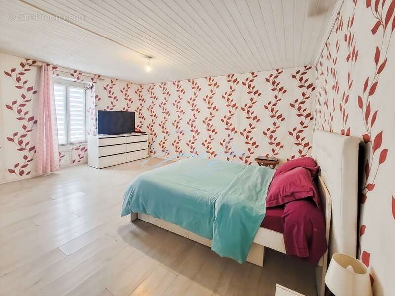 Appartement à ELLIANT