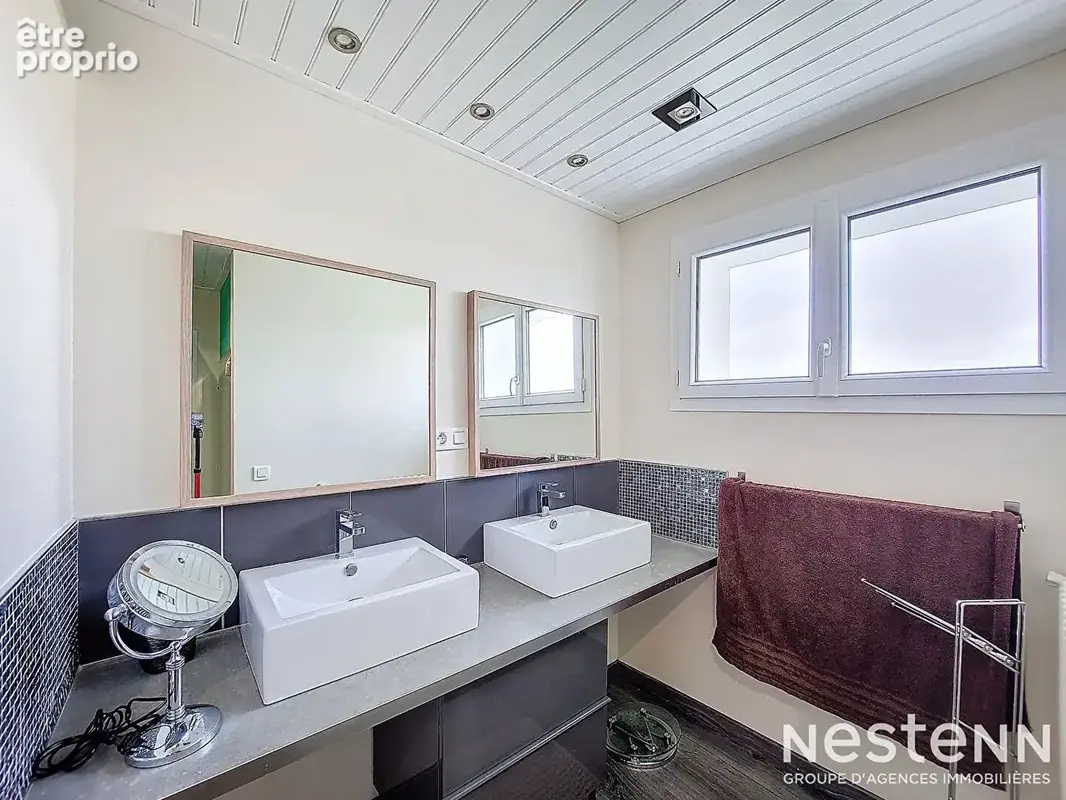 A Vendre Maison de 210 m² avec dépendances, garage et parc arboré de plus de 3700 m² à Gazaupouy - photo 14