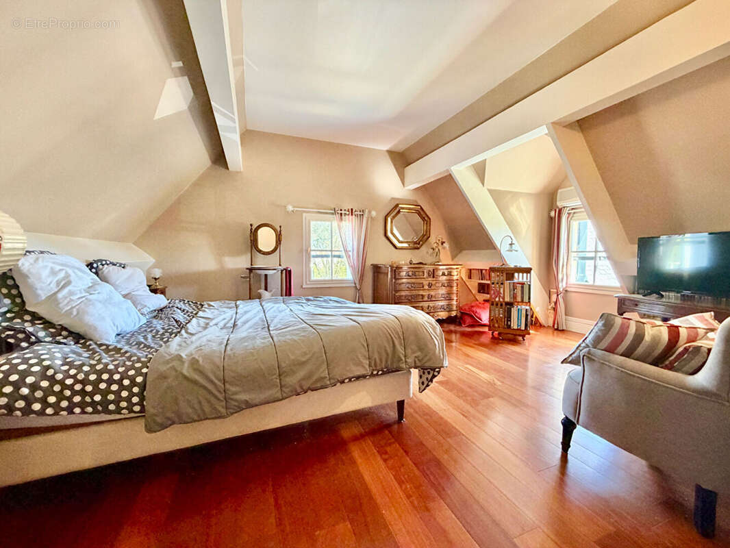 Maison à LE POULIGUEN