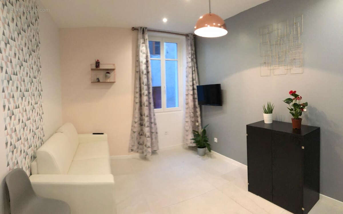 Appartement à MARSEILLE-2E