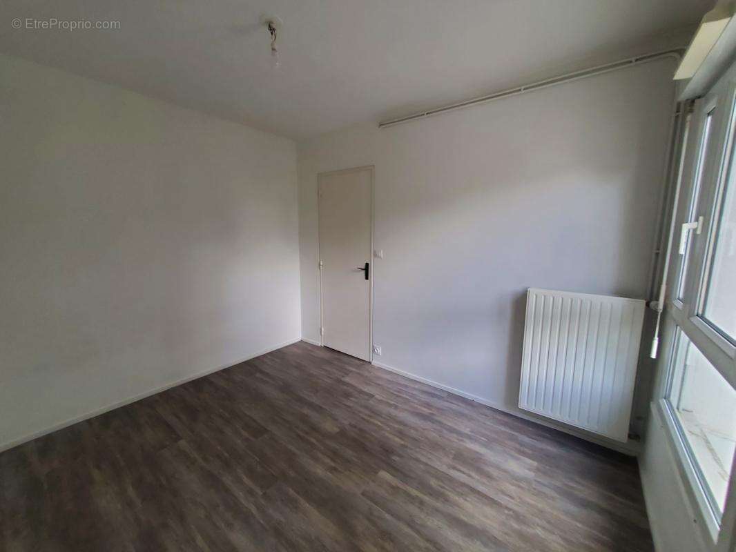Beau T3 avec balcon et cave - photo 11