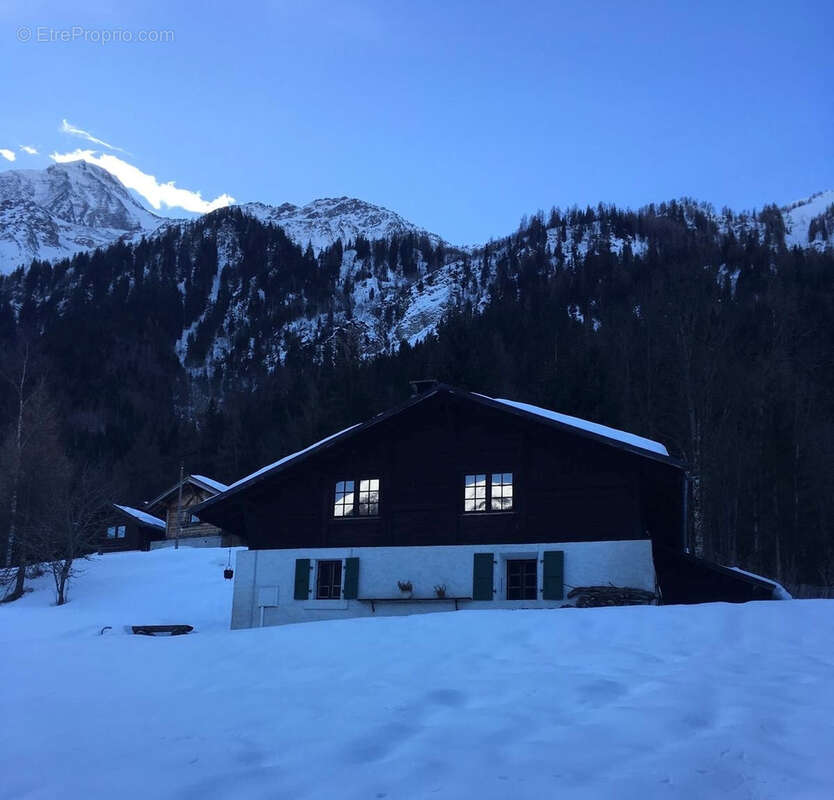 Maison à LES HOUCHES