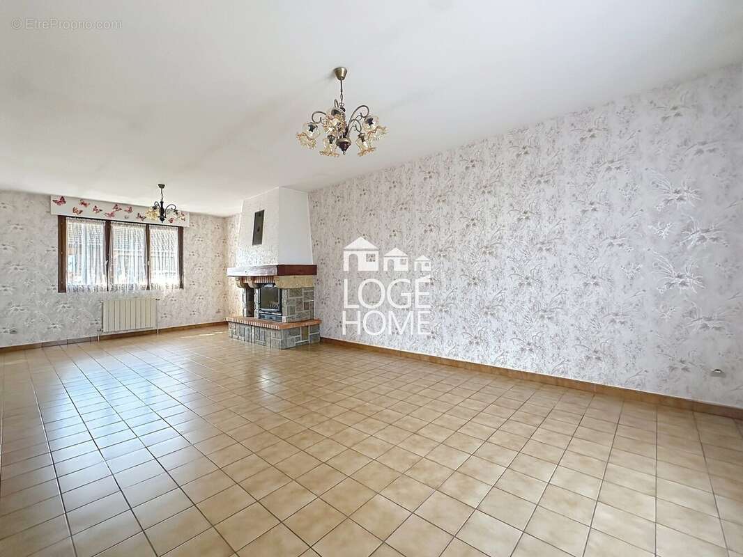 Maison 112 m² à Loos-En-Gohelle  - photo 3