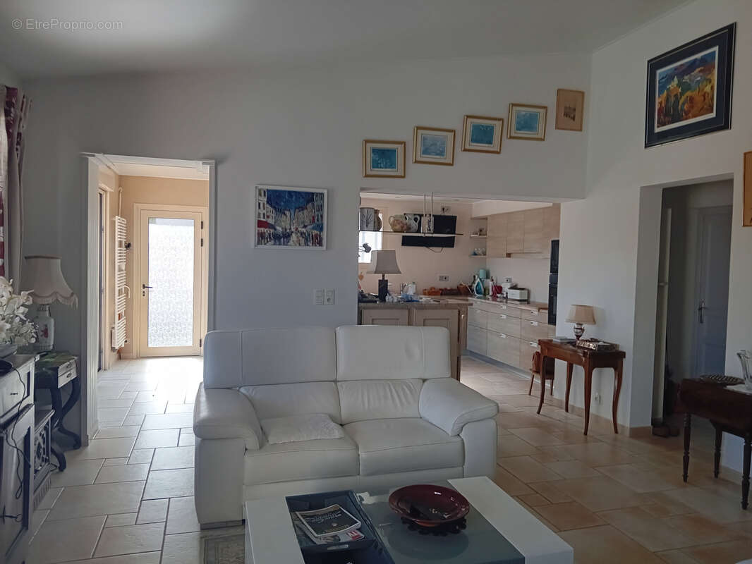 Maison à BORMES-LES-MIMOSAS