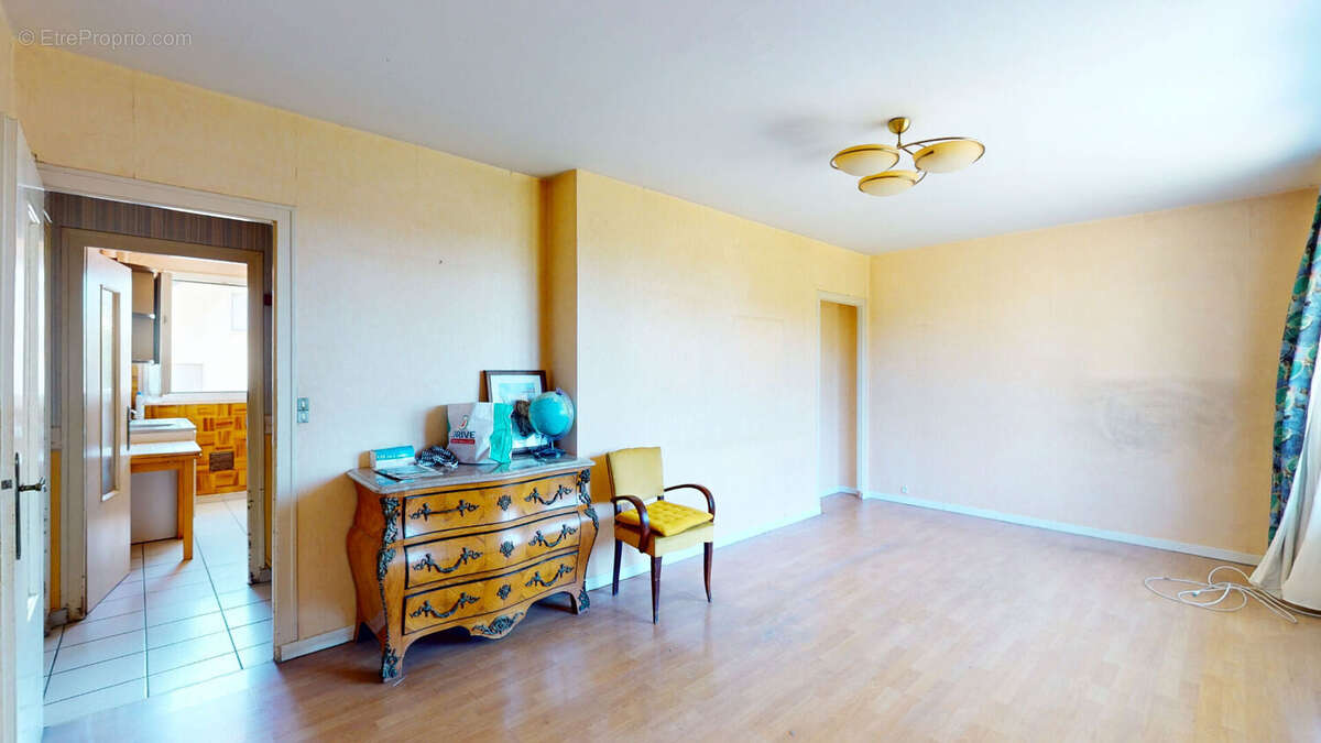 Appartement 71 m² à Besancon  - photo 6