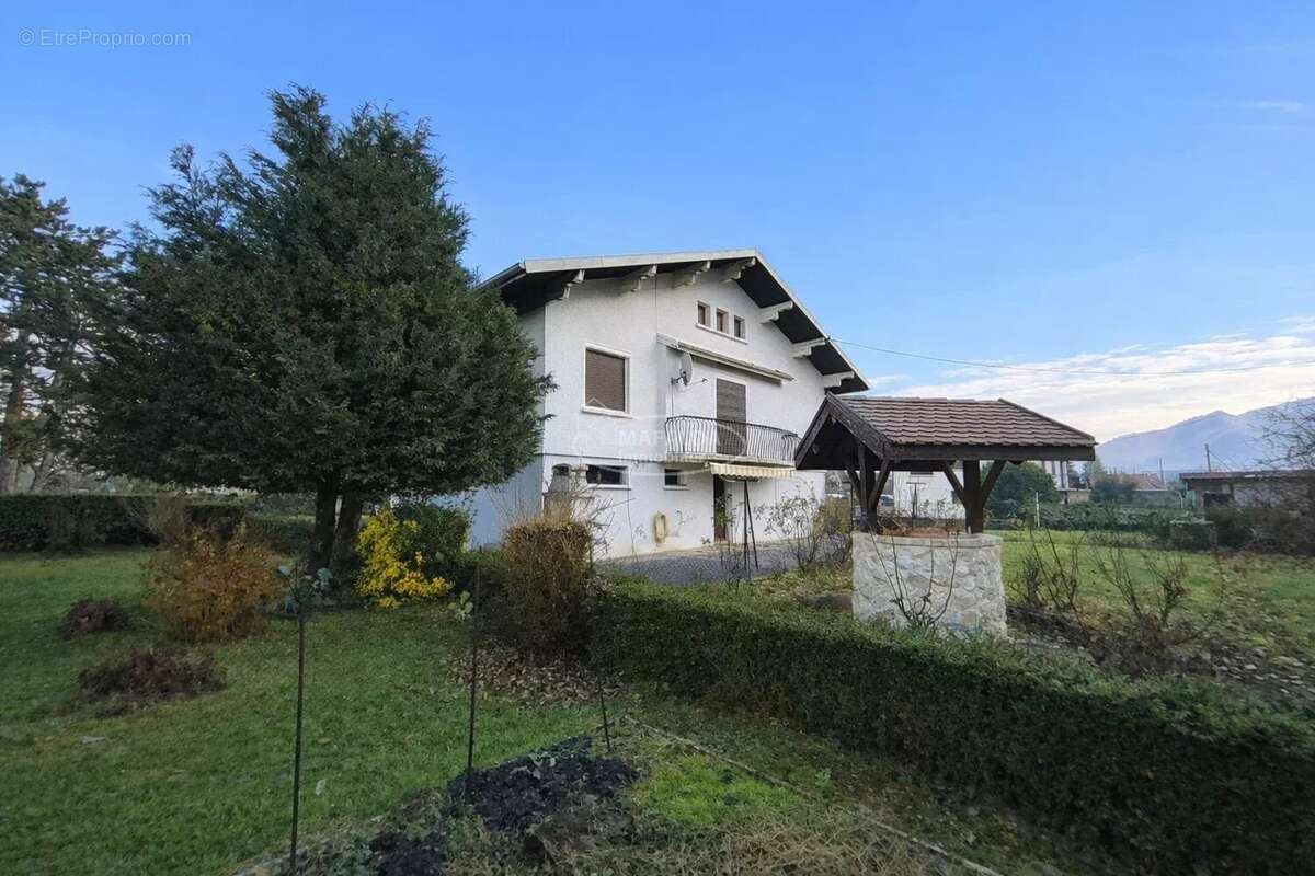 Maison à BONNEVILLE