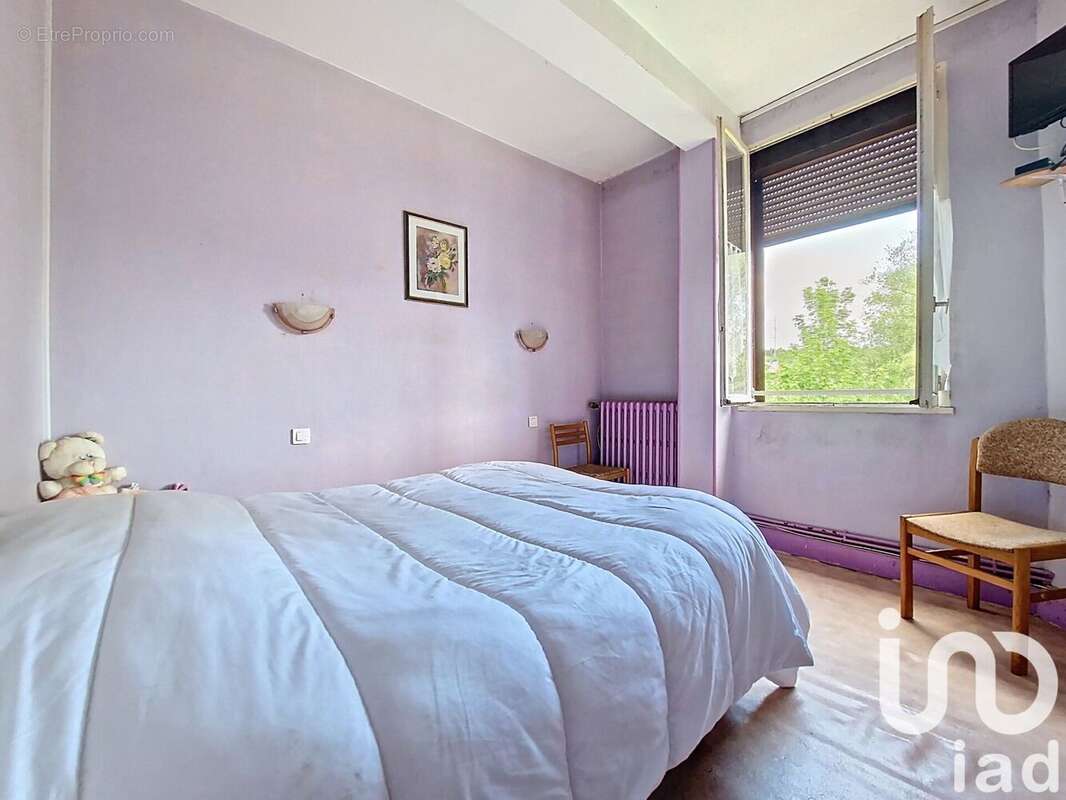 Maison 205 m² à Les Mazures  - photo 7