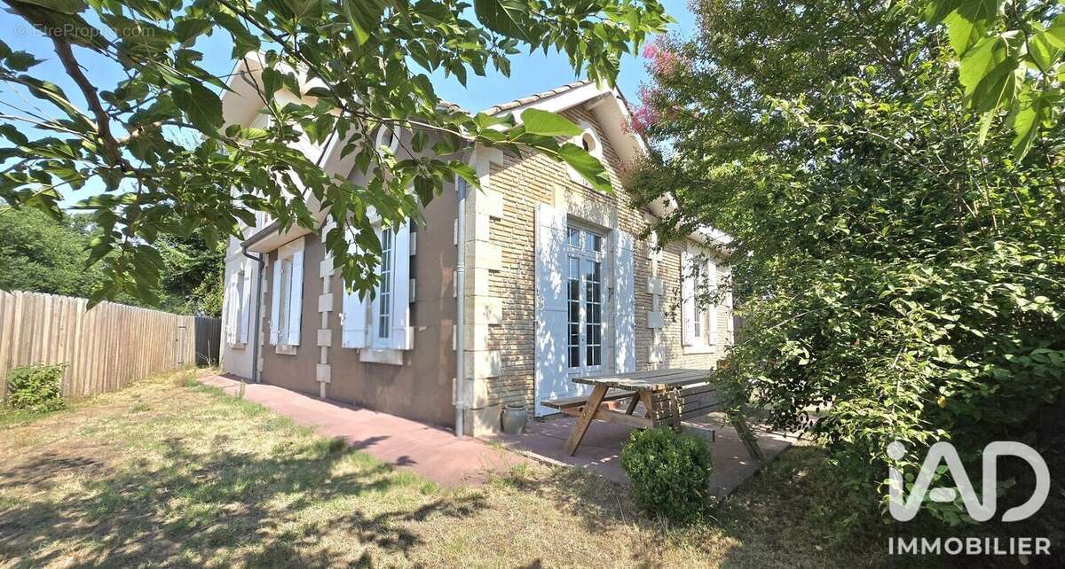 Maison 125 m² à Mios  - photo 2