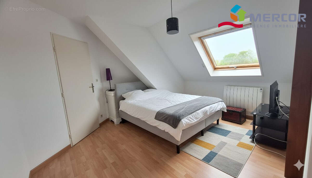 Chambre enfant 2 - Appartement à ECKBOLSHEIM