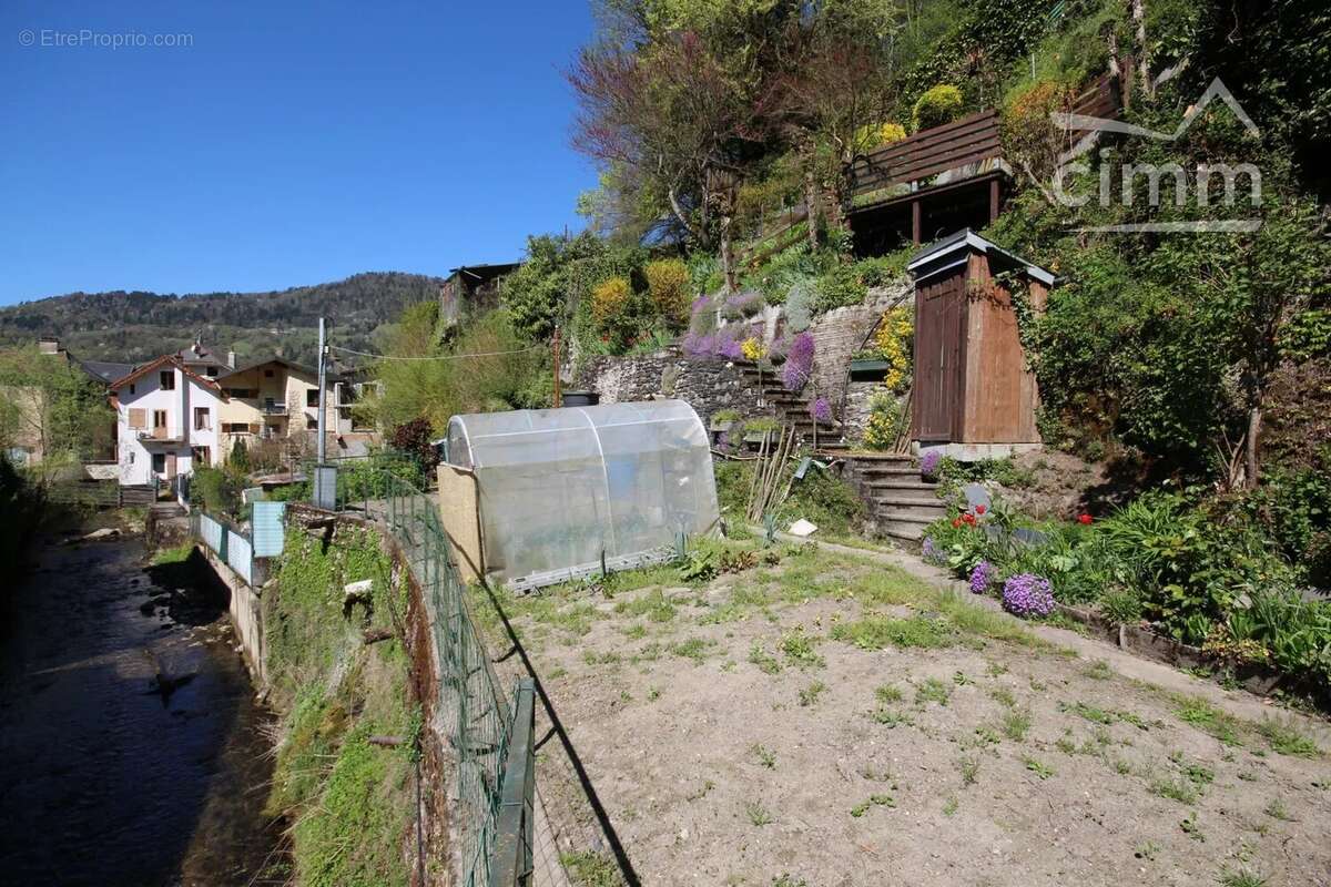 Maison à LA ROCHETTE