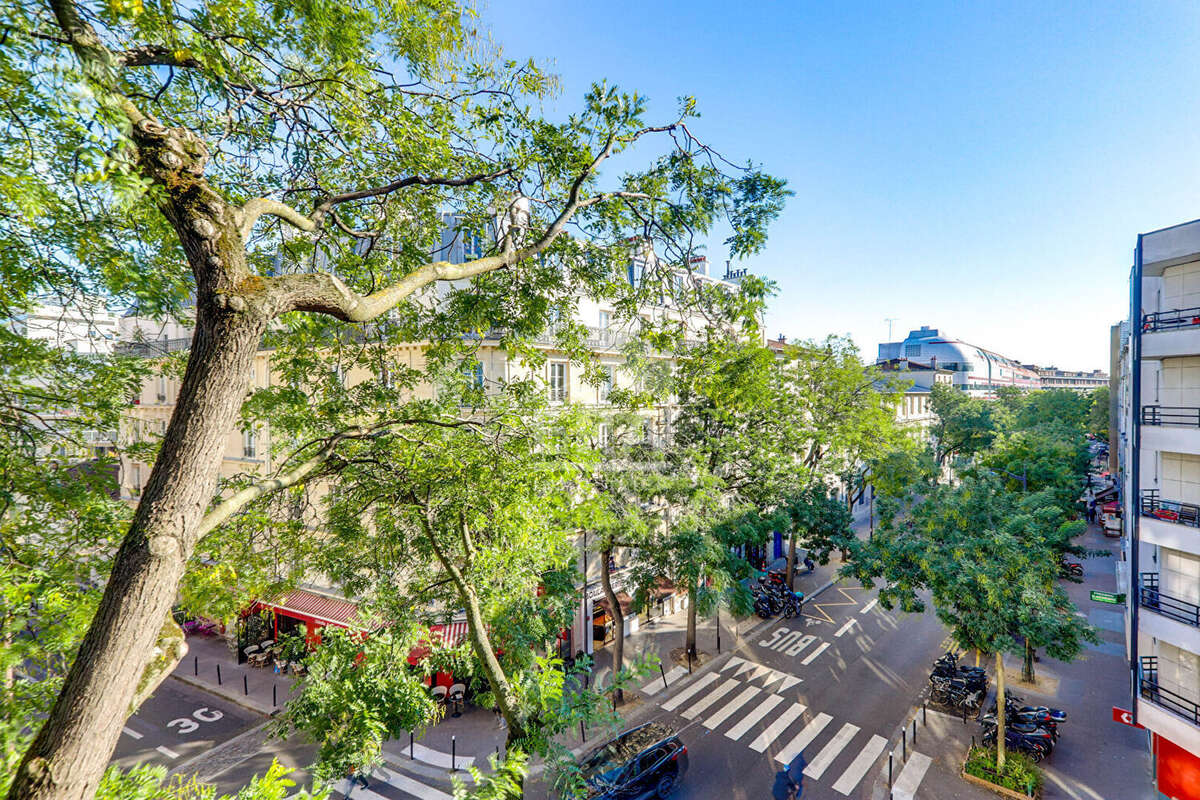 Appartement à PARIS-20E