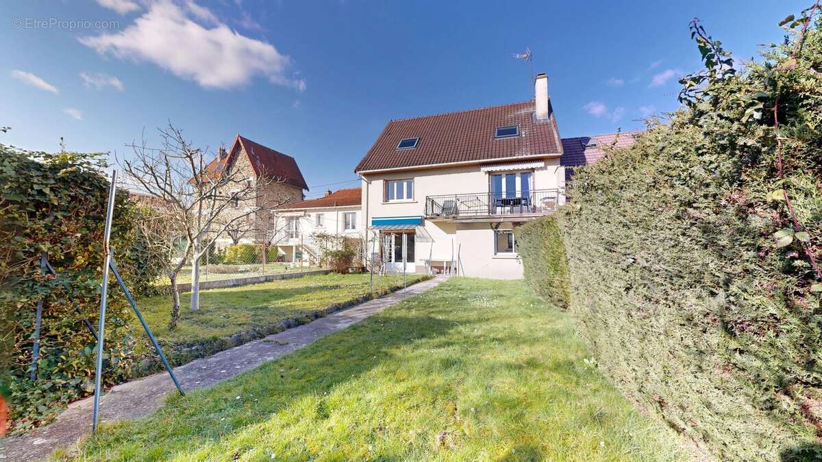 Maison à GAGNY