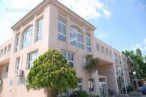 Appartement à SAINT-CYR-SUR-MER