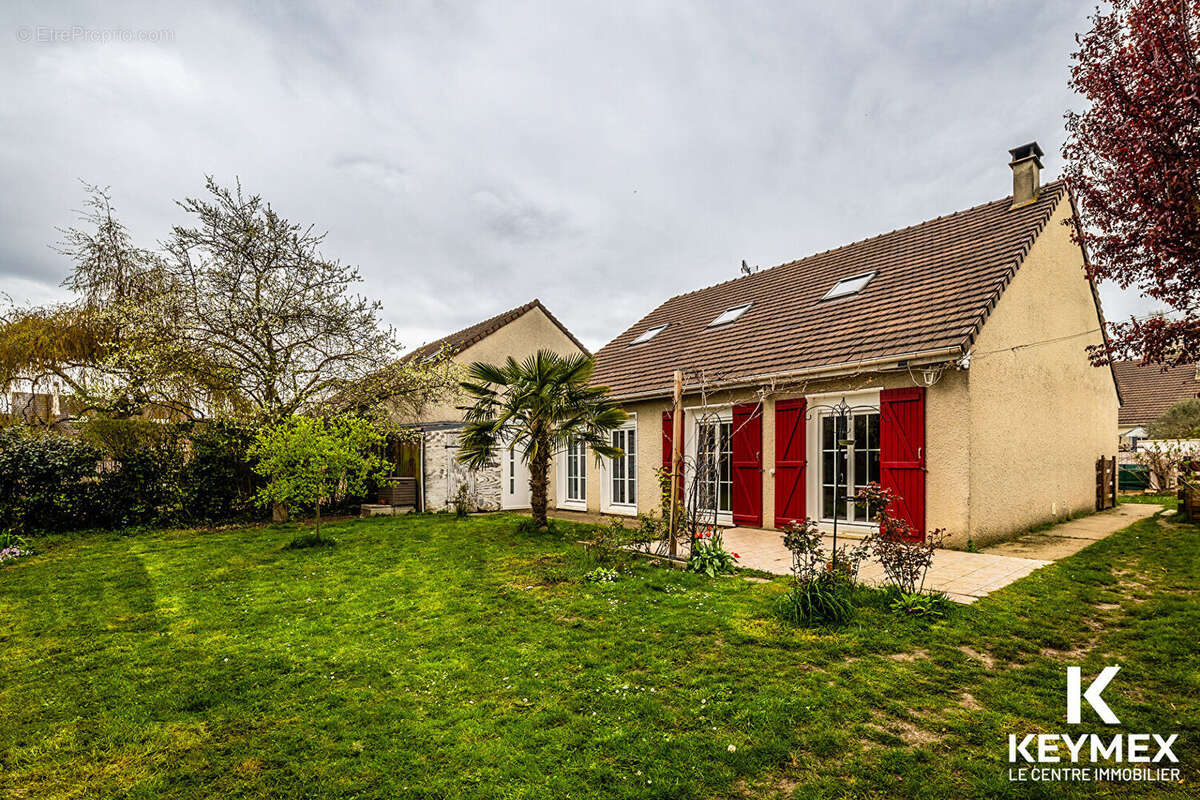 Maison à LE MESNIL-EN-THELLE