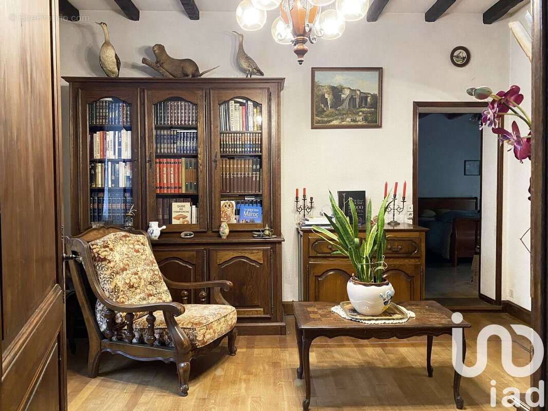 Photo 3 - Maison à SAINT-MEME-LES-CARRIERES