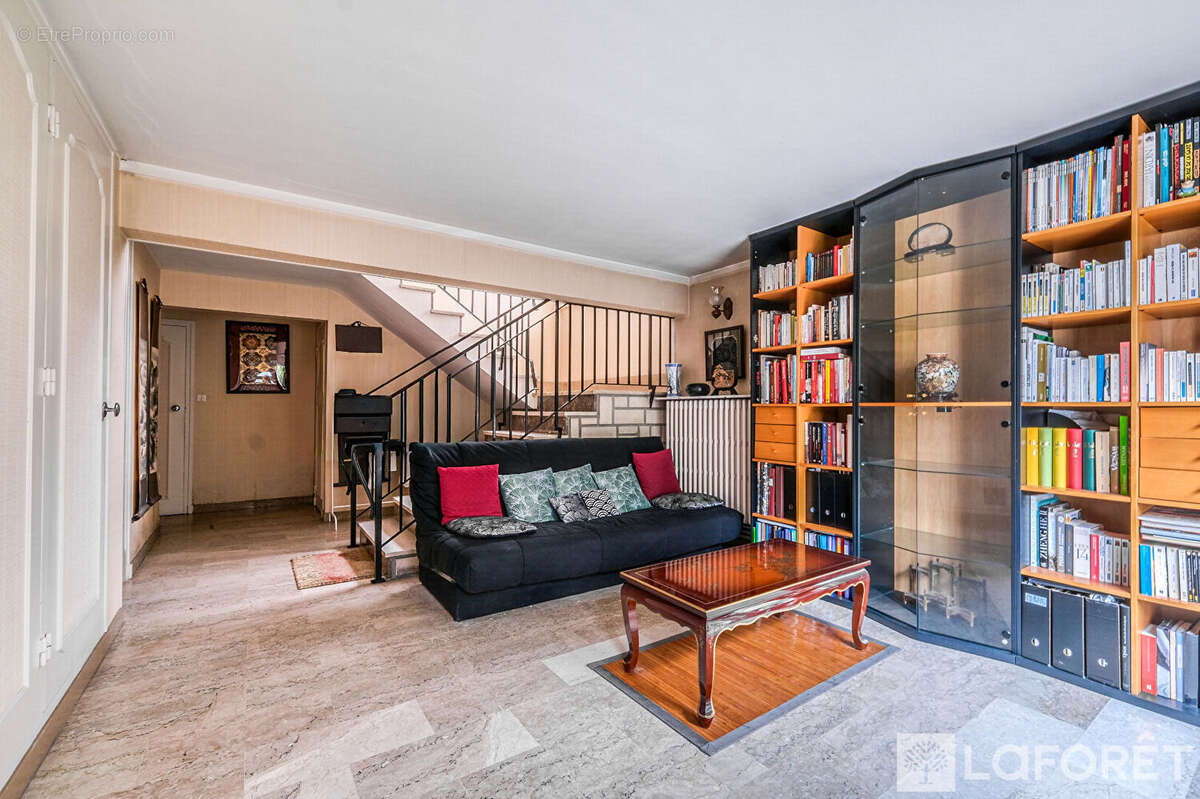 Maison à LIVRY-GARGAN