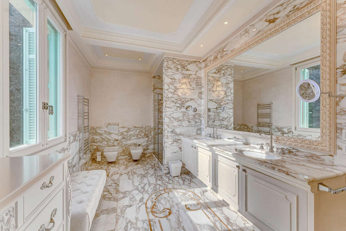 Maison à VILLEFRANCHE-SUR-MER