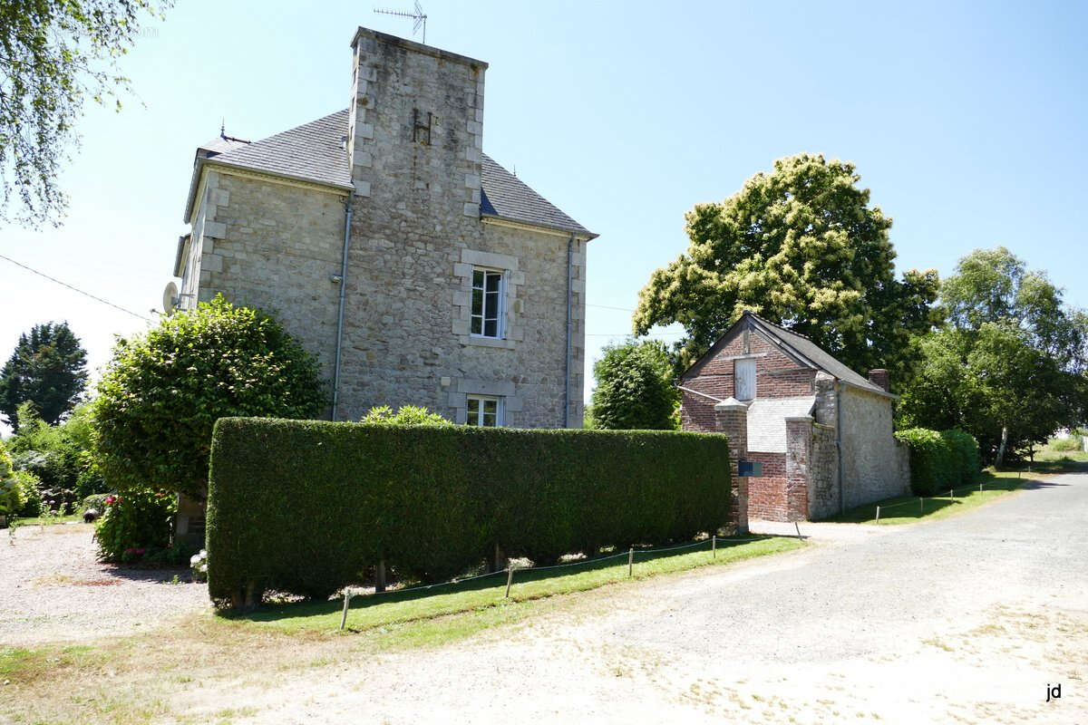 Maison à PLOUER-SUR-RANCE