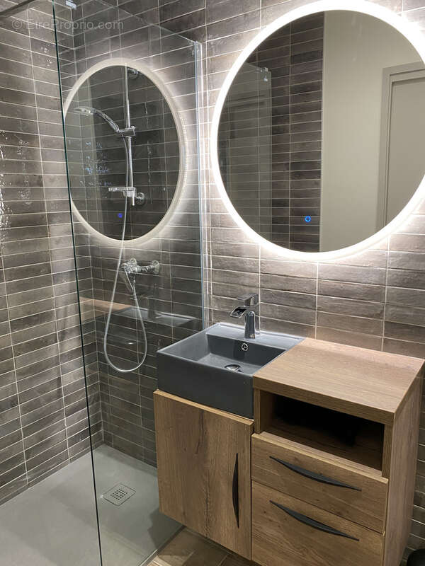 Appartement à UVERNET-FOURS